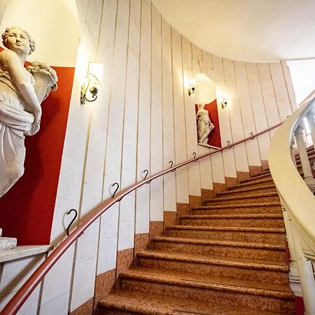 Bed and Breakfast Il Salotto Del Conte Верона Экстерьер фото