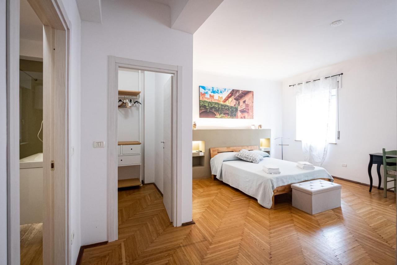 Bed and Breakfast Il Salotto Del Conte Верона Экстерьер фото