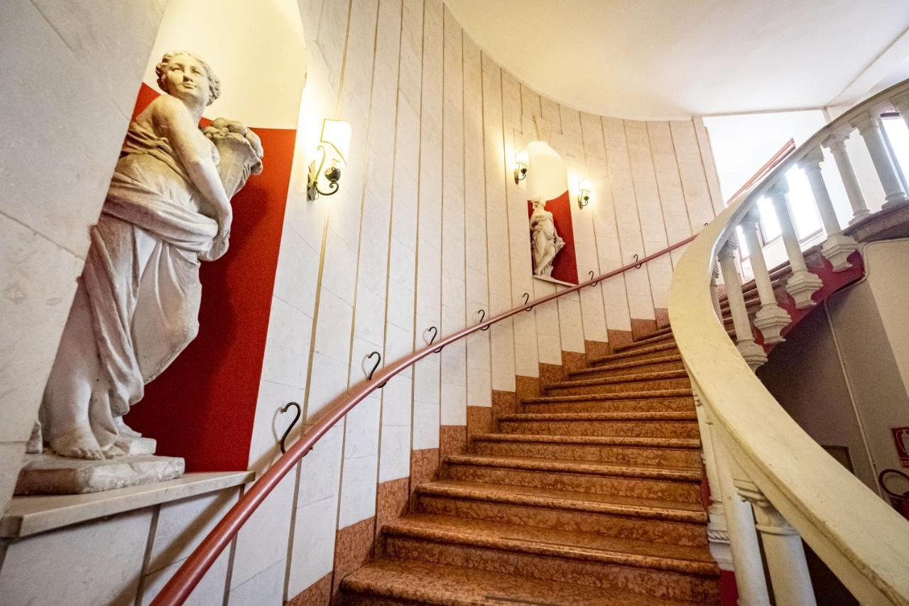 Bed and Breakfast Il Salotto Del Conte Верона Экстерьер фото