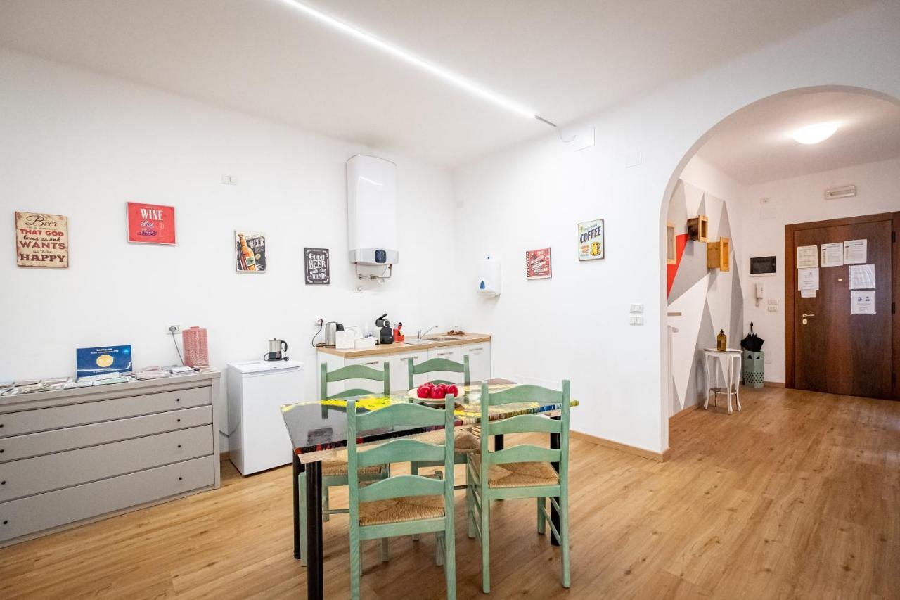 Bed and Breakfast Il Salotto Del Conte Верона Экстерьер фото